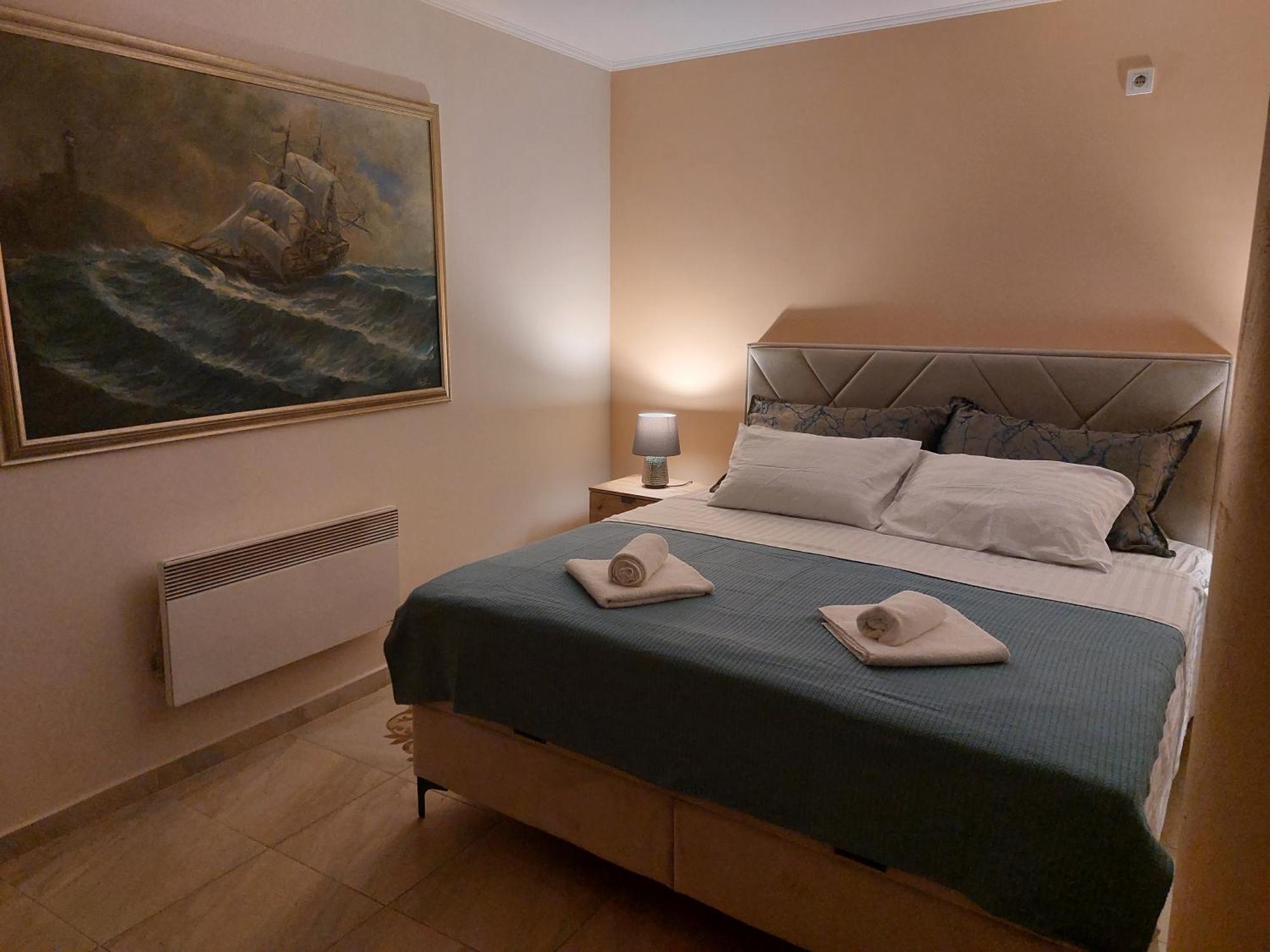 Apartman Sicilija Hotel Подгорица Екстериор снимка