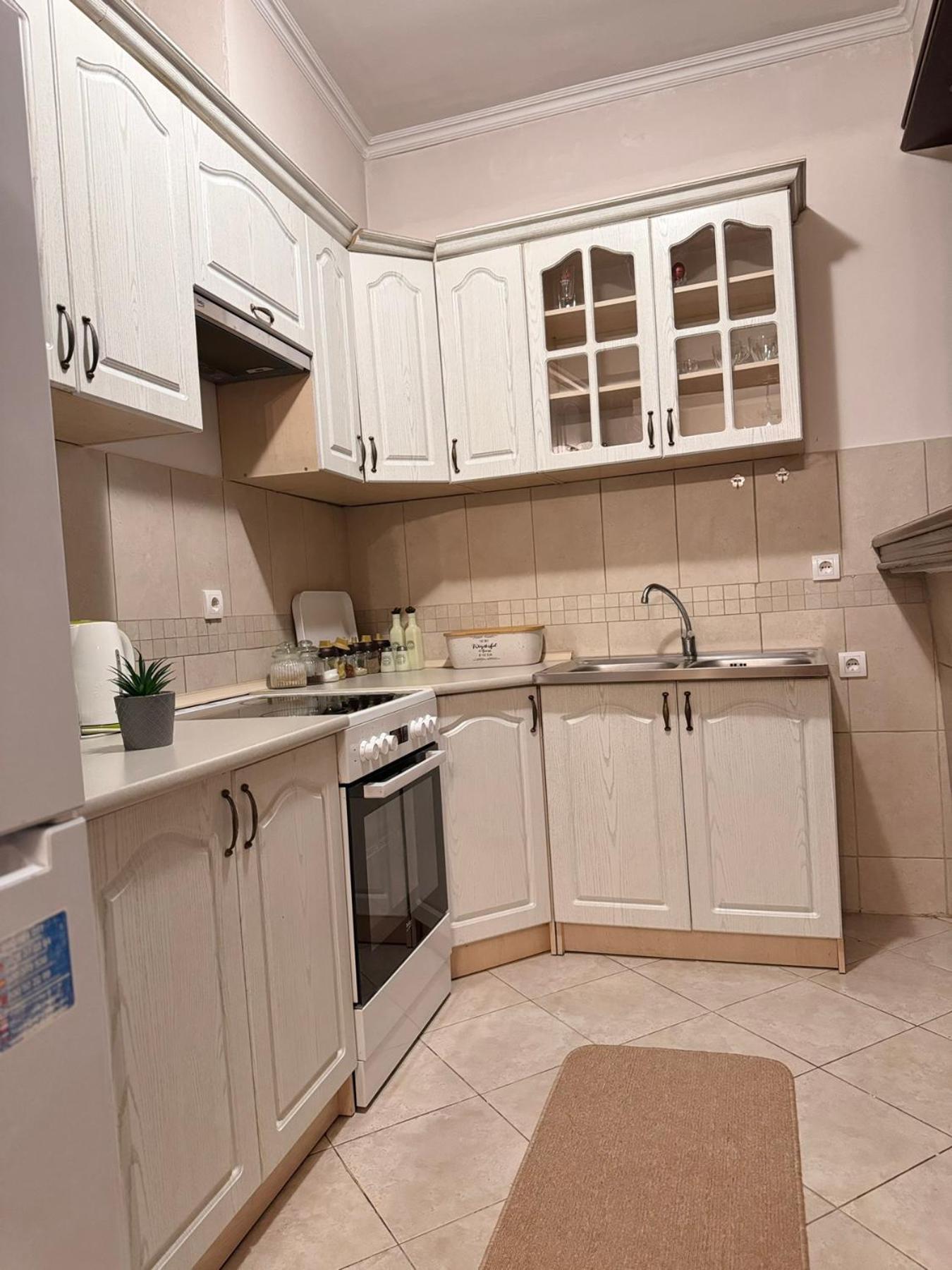 Apartman Sicilija Hotel Подгорица Екстериор снимка